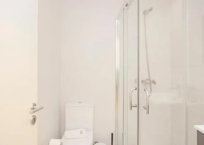 Liiiving In - Secret Grove Mezzanine *