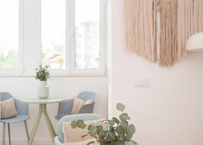 Liiiving In - Secret Grove Mezzanine Apartamento